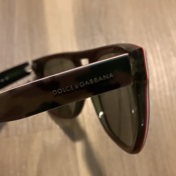 Dolce & Gabbana green camouflage aviator sunglasses - Picture 4 of 12